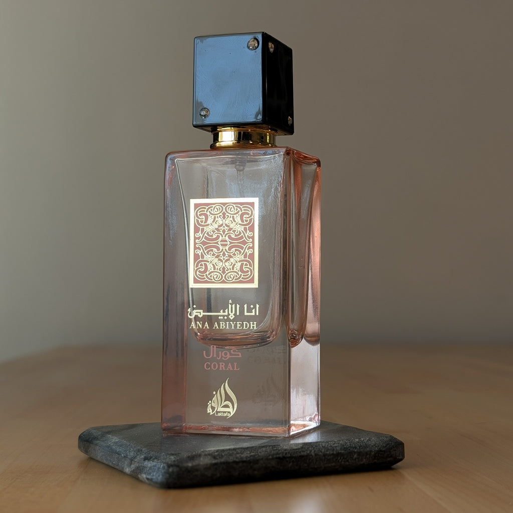 Ana Abiyedh Coral - Lattafa